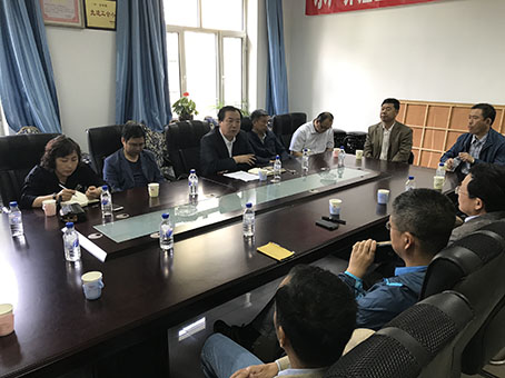 教研基地管理处组织召开学校教学、科研用地地上附属物处理工作专家研讨会01